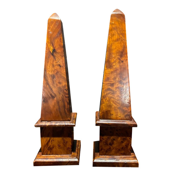 Paire Obélisques - Ronce de noyer - France - XIX ème
