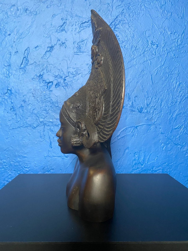 Scultura in bronzo - Busto balinese - Bien Hoa - Vietnam - XX secolo
