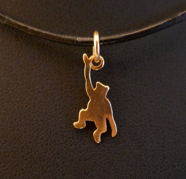 Pomellato, Pendentif Charms collection Dodo En Or Jaune 18 Carats.