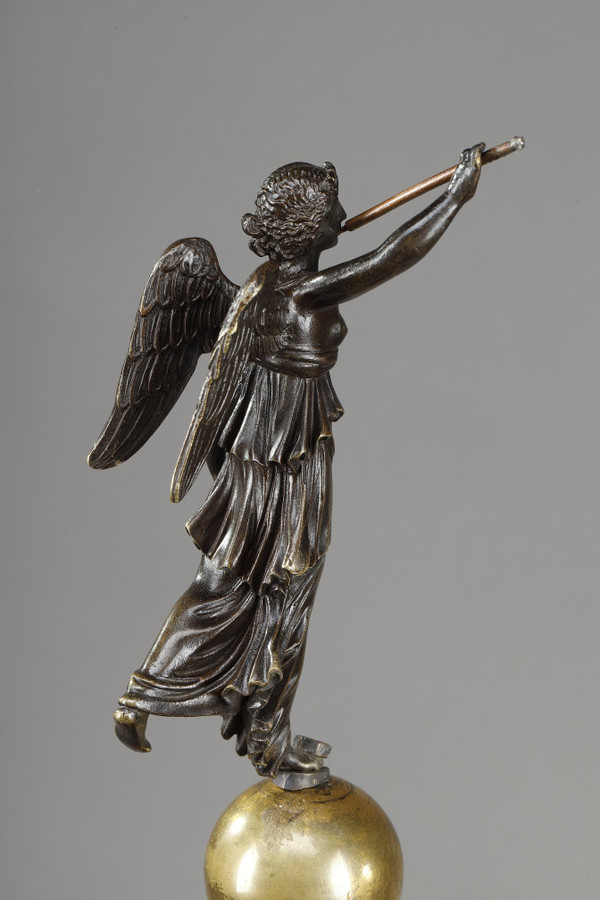 Obelisk-Pendeluhr aus patinierter und vergoldeter Bronze, Charles X