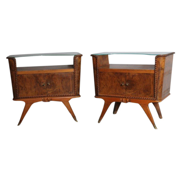 Antica Coppia comodini 1945 art deco noce. Milano . Top in vetro . Mis 70 x 33 x h 62 