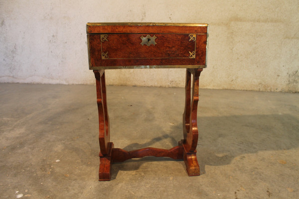 Charles X conversion travel desk in burr walnut, 19th century
