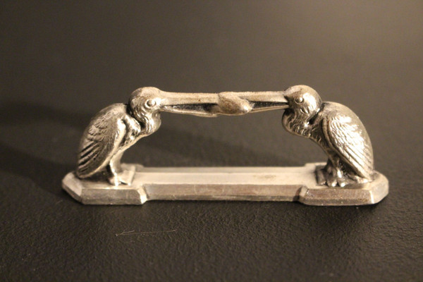  Animal knife holder