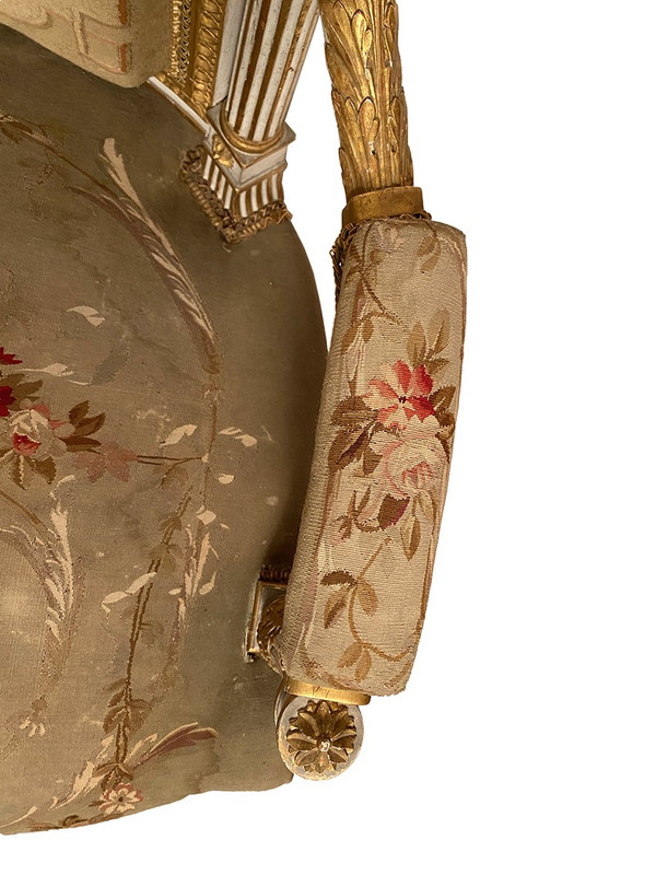 Louis XVI style bench seat, white lacquered and gilded wood, upholstered with tapestry