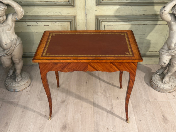 Scrivania da donna in palissandro di epoca Luigi XV, 1750 circa