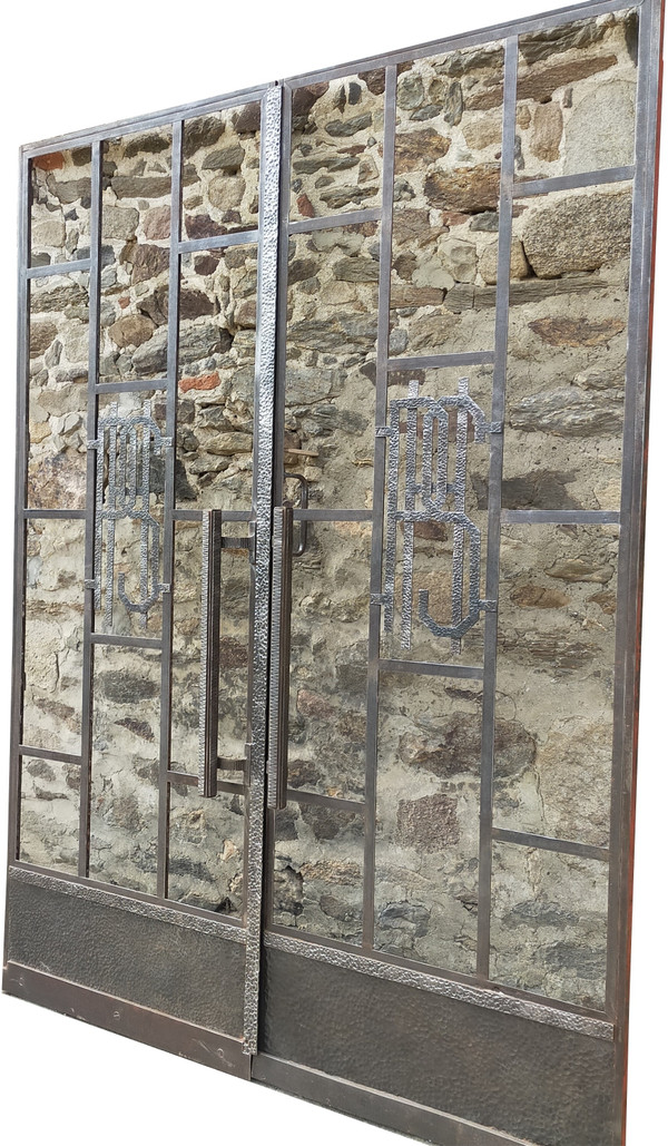 Two Exceptional Art Deco Period Arched Bay Windows in Hammered and Chiseled Wrought Iron