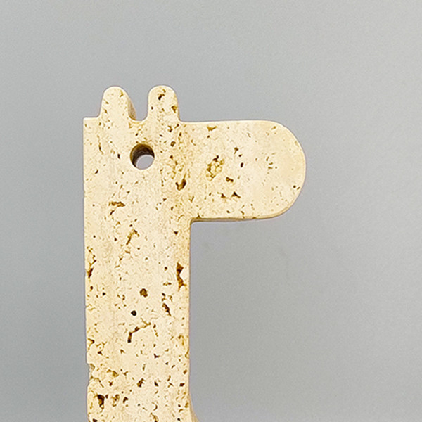Sculpture originale de girafe en travertin des années 1970 par Enzo Mari pour F.lli Mannelli