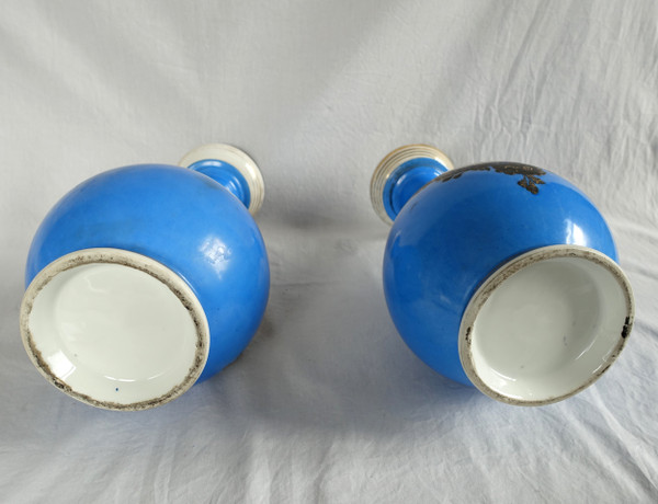 Paire d'importants vases potiches en porcelaine de Paris, époque Napoléon III - 33cm