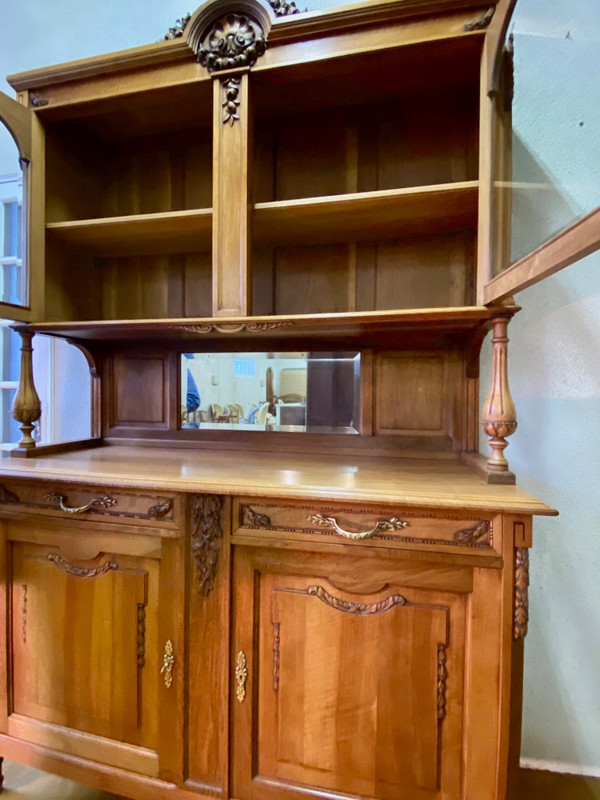 Credenza a due corpi