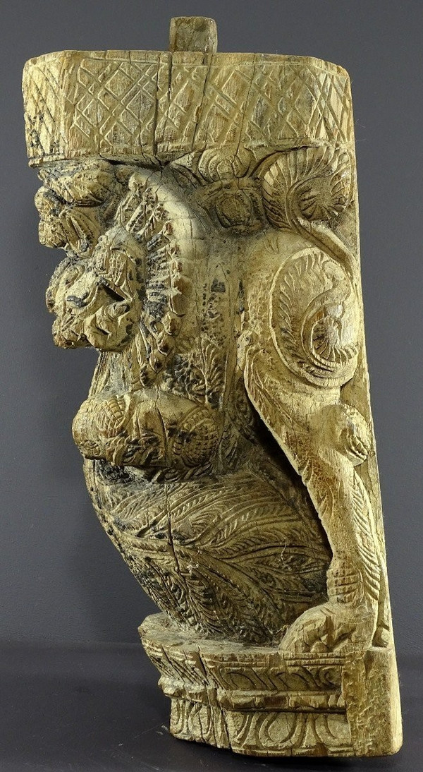 Inde, Région Du Tamil Nadu, XVIIème-XVIIIème, élément d'Architecture En Bois Figurant Un Yali. 