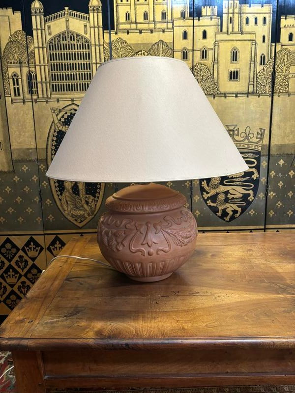 Terrakotta-Tischlampe
