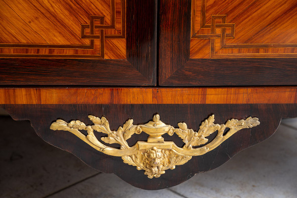 Vecchia credenza francese Napoleone III in legni esotici del XIX secolo