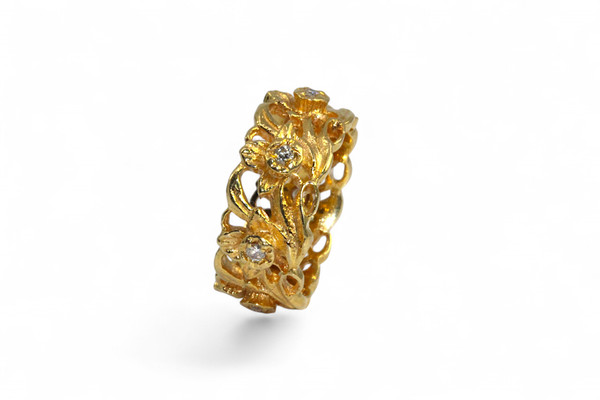 Anello con diamanti in stile Art Nouveau