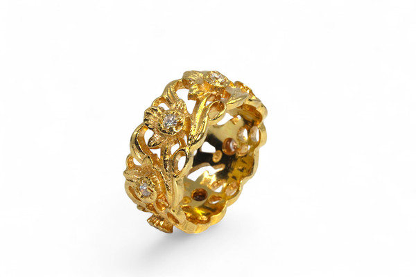 Anello con diamanti in stile Art Nouveau