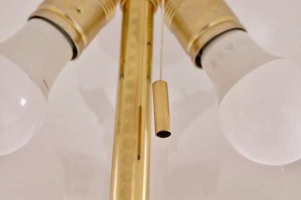 Lampada a forma di fungo tulipano.