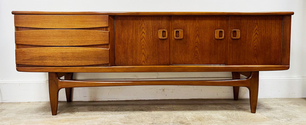 Vintage Scandinavian teak sideboard 1950/1960
