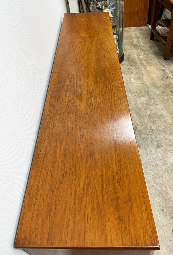Vintage Scandinavian teak sideboard 1950/1960