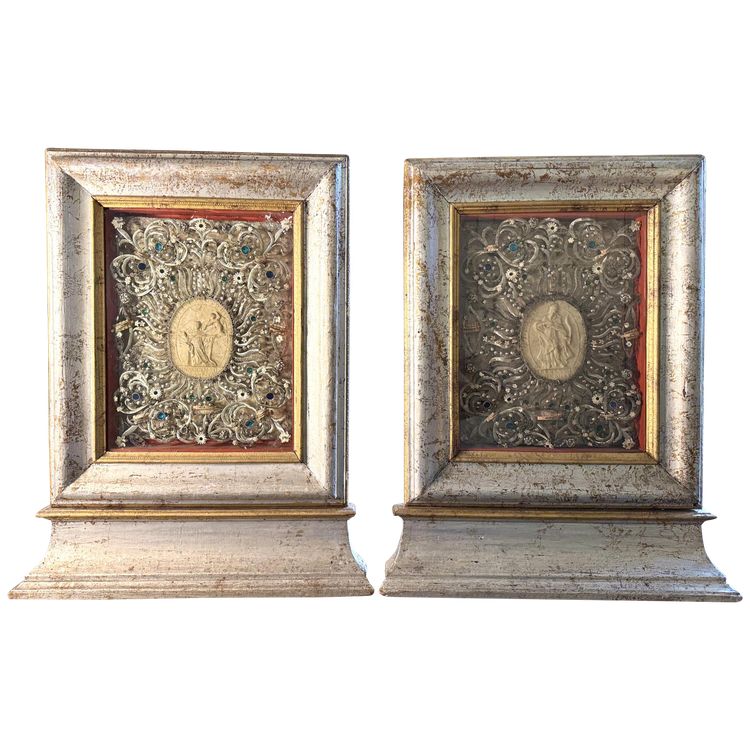 Large Pair of Reliquaries with Fourteen Relics - Early 19th Century