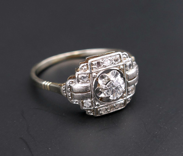 Art-Deco-Diamantring, Gold- und Platinfassung.