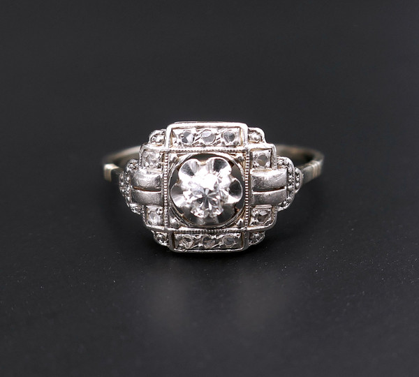 Art-Deco-Diamantring, Gold- und Platinfassung.