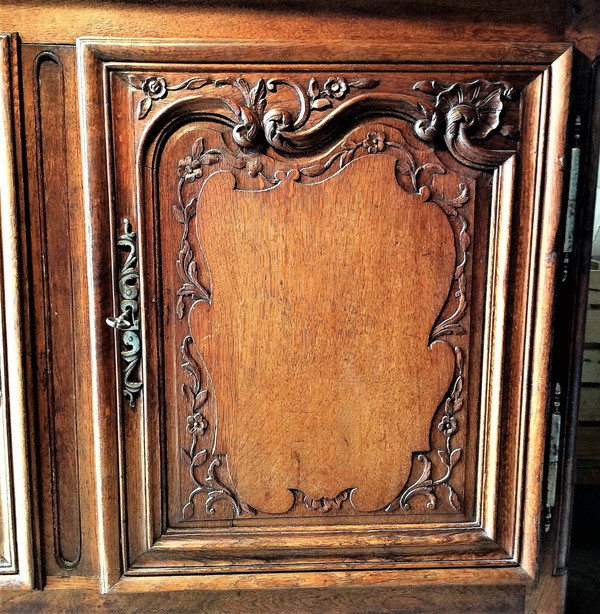 Louis XIV Two-Body Buffet in Carved Oak - Late 17th Century
