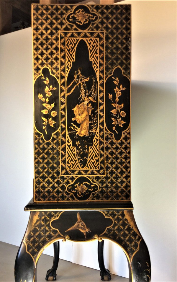 25% DISCOUNT UNTIL 11/30 - Black and Gold Lacquer Cabinet - Early 20th Century
