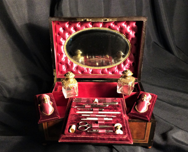 UNTIL 30.11 25% DISCOUNT - Sewing Box - Napoleon III Period - 19th Century
