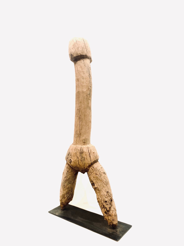 “Phallic” sculpture of DAGARI ancestor from Burkina Faso