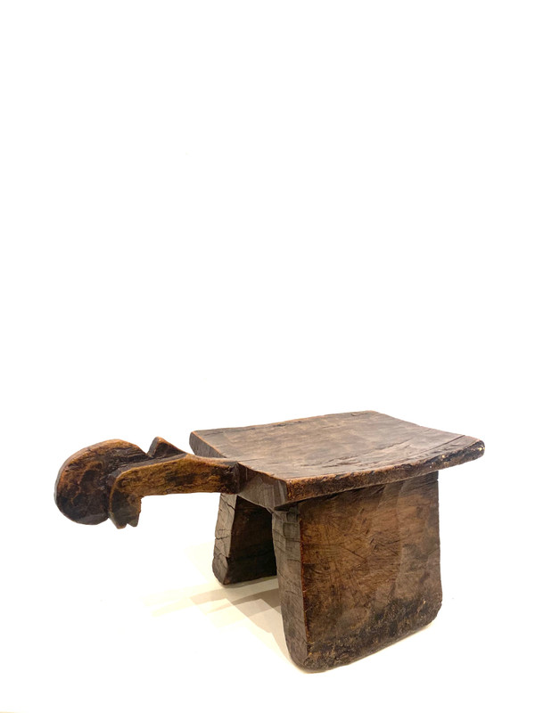 Tabouret anthropomorphe du Burkina Faso 