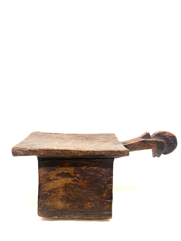 Tabouret anthropomorphe du Burkina Faso 