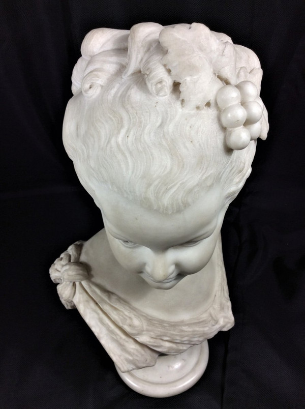 Sconto 25% fino al 30.11 - Bellissimo busto di fanciulla in marmo bianco - XIX secolo