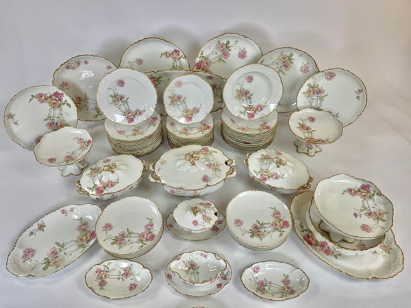 Exceptional Haviland Limoges Porcelain Service - Baltimore Rose - 61 Piece