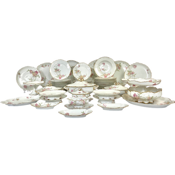 Exceptional Haviland Limoges Porcelain Service - Baltimore Rose - 61 Piece
