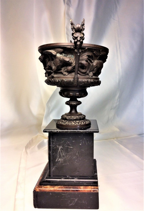 From 06.10 to 30.11 - Remise 25\% - Pair De Coupes Neo-renaissance - Chateau De Wannegem-lede