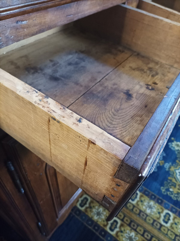 Credenza Regency a 4 ante in noce intagliato