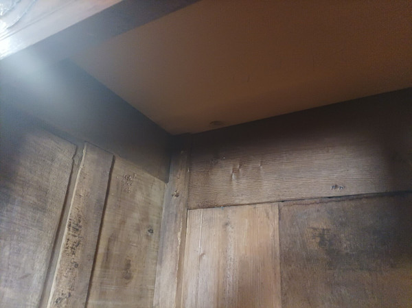 Credenza Regency a 4 ante in noce intagliato