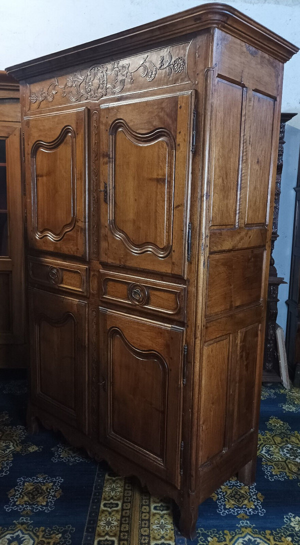 Credenza Regency a 4 ante in noce intagliato