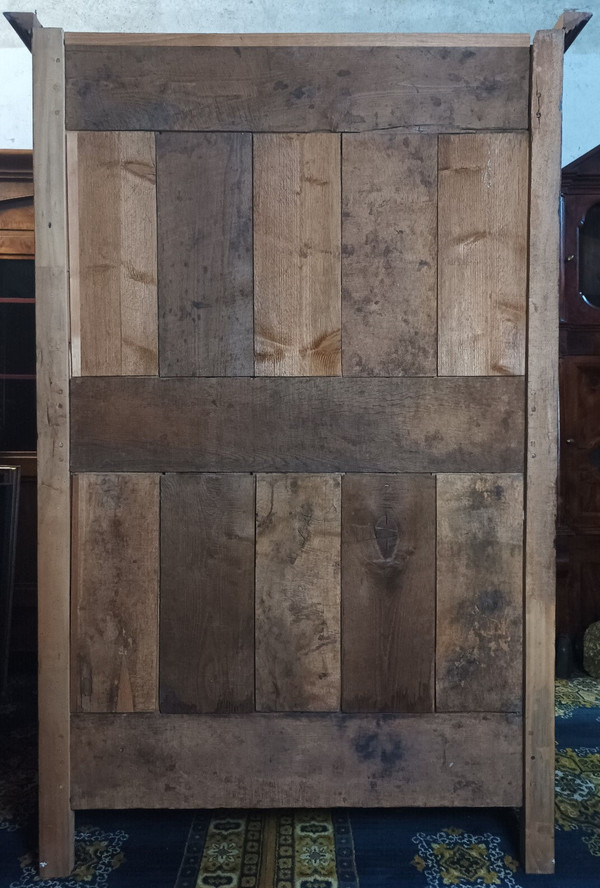 Credenza Regency a 4 ante in noce intagliato