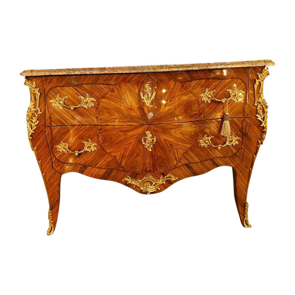  - REMISE de 25\\% - Estampillée P Roussel - Belle Commode Galbée Sur 3 Faces