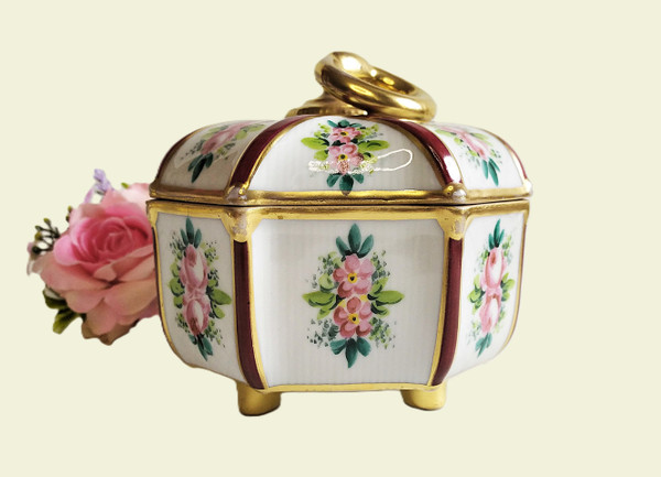 Limoges Hand Painted Porcelain Candy Jewelry Box