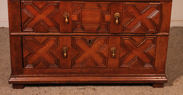 Commode Jacobean En Chêne Du 17° Siècle