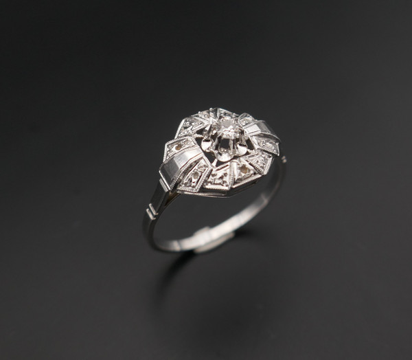 Bague Art Déco Diamant Taille Ancienne, Or 18 Carats.