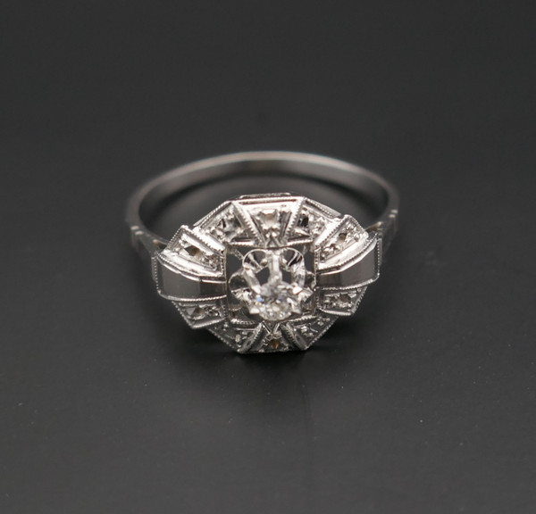 Bague Art Déco Diamant Taille Ancienne, Or 18 Carats.
