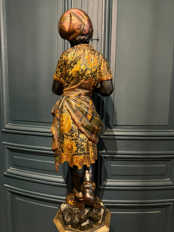 Serviteur nubien, sculpture en bois peint et doré, Venise début XIXème siècle