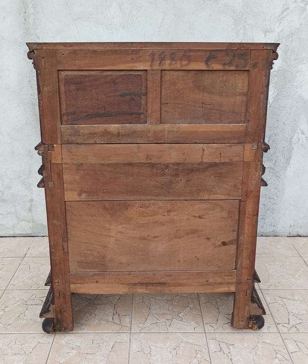 Renaissance sideboard in carved walnut 19th century