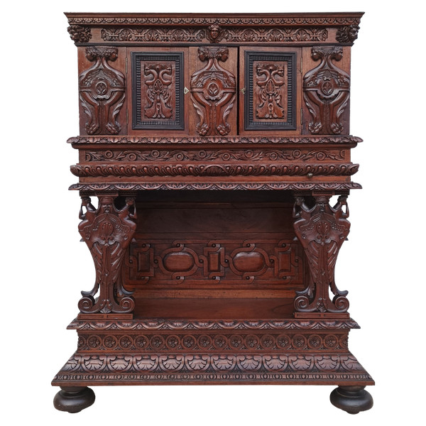 Renaissance sideboard in carved walnut 19th century