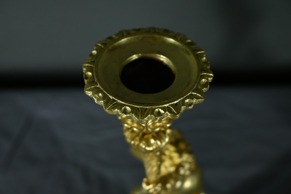 Coppia di candelieri in bronzo dorato - Metà del XIX secolo