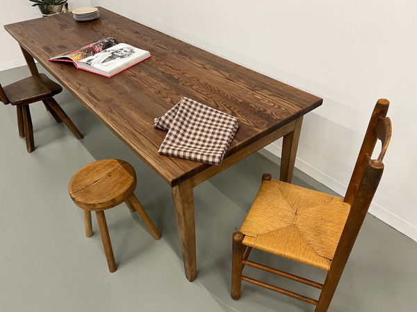 Farmhouse table with beech and solid ash spindle legs