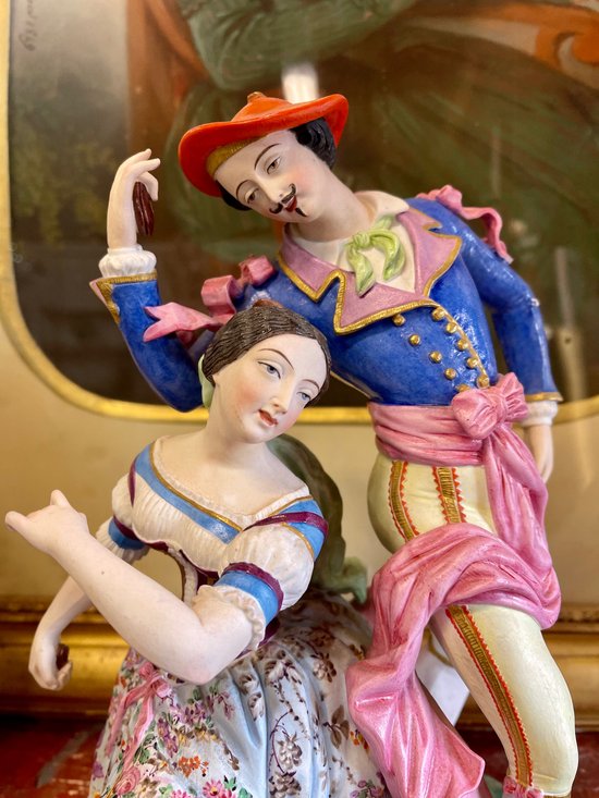 PARIS, MANUFACTURE de JEAN-BAPTISTE GILLE dit GILLE JEUNE (1837-1868). Beau Groupe de danseurs en biscuit polychrome XIXème siècle.