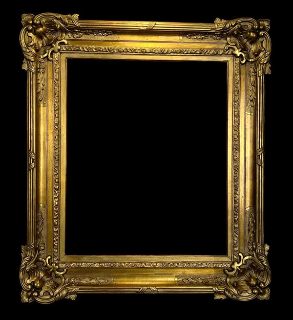 ANCIENT 19th CENTURY FRAME IN WOOD AND GILDED STUC SCULPTTED FOR PAINTING 56 CM X 46.5 CM